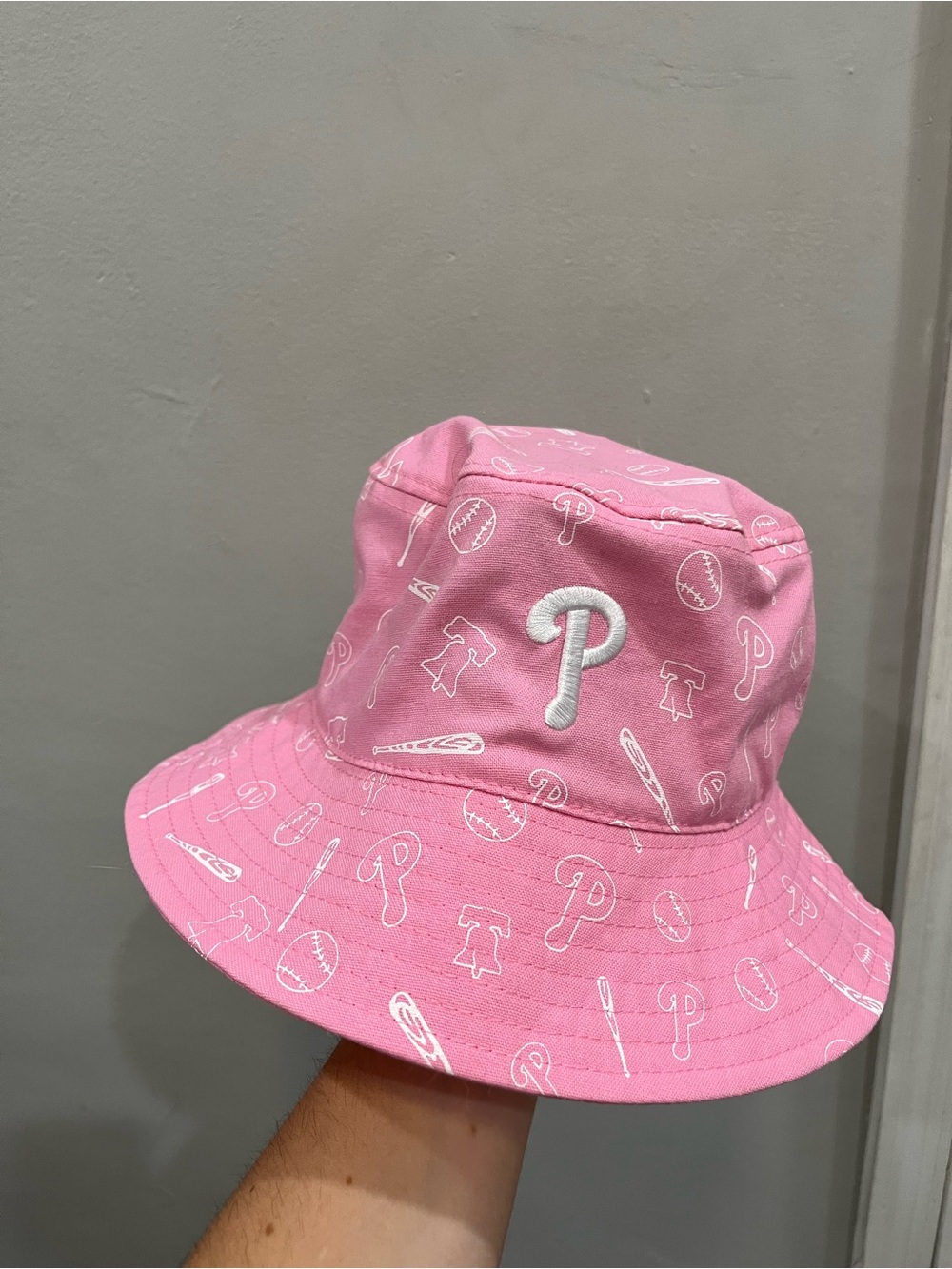Pink Bucket Hat with White 'P' Logo